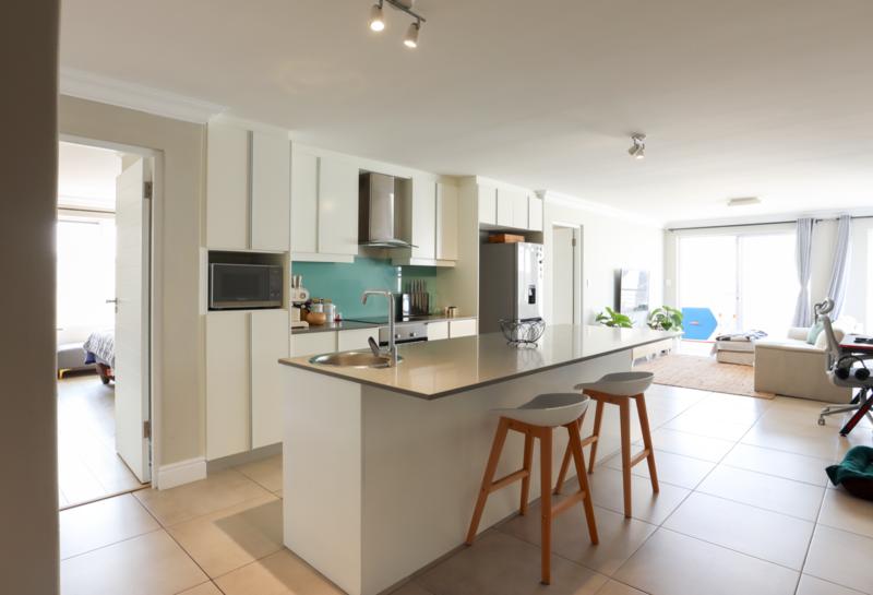 2 Bedroom Property for Sale in Bloubergstrand Western Cape